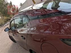 نيسان ماكسيما